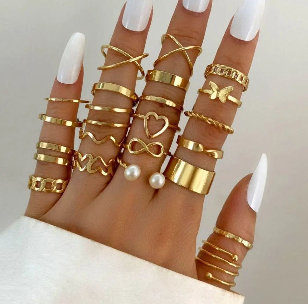 22 Piece Alloy Design Ring Set For Women-heart design Maison Aurum